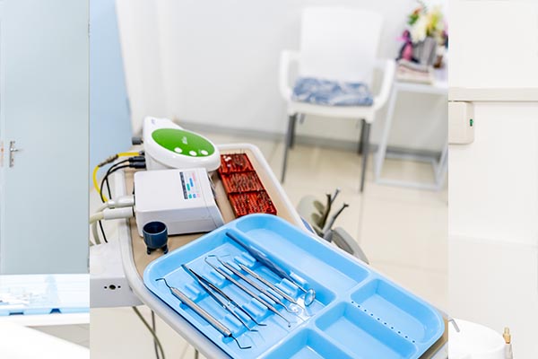 Contact Ackermed Dental on 087 114 1972 or 072 556 2429 for an appointment.